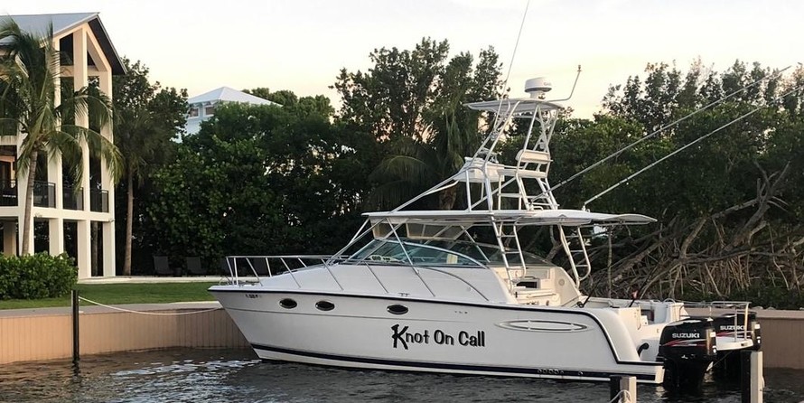Glacier bay isle runner blue hull 2670