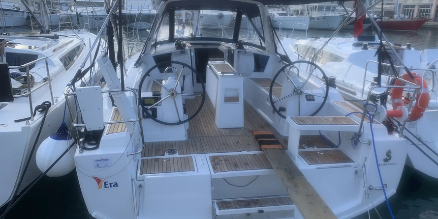 Beneteau Oceanis 38.1