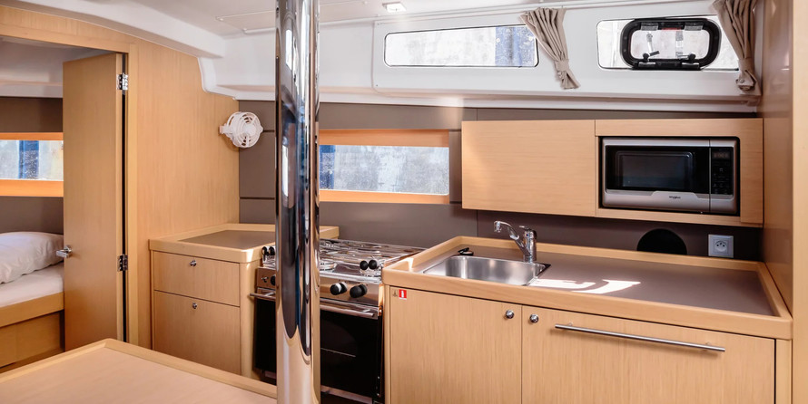 Beneteau Oceanis 35.1