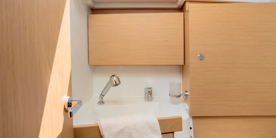 Beneteau Oceanis 35.1