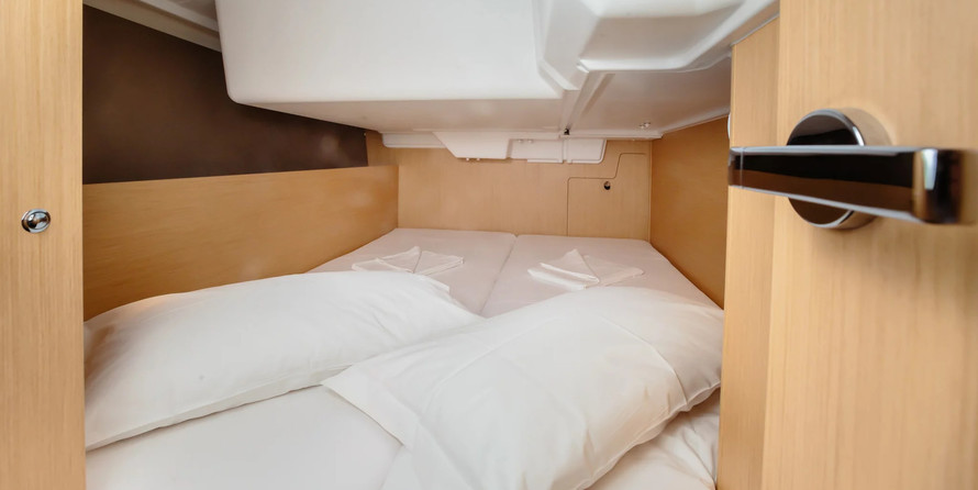 Beneteau Oceanis 35.1