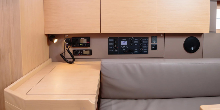 Beneteau Oceanis 35.1