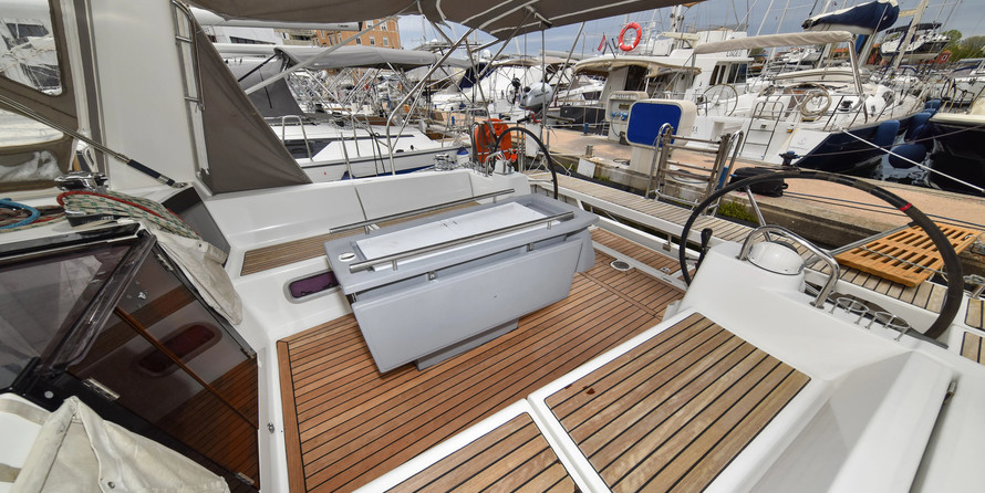 Oceanis 41