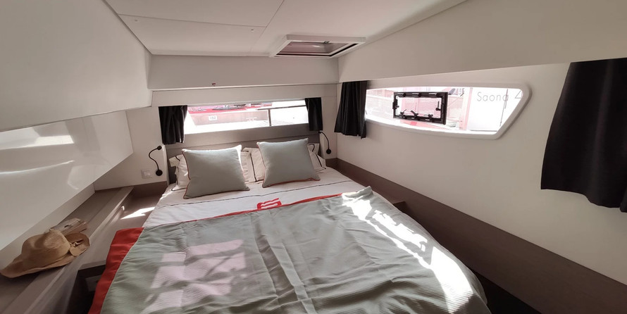 Fountaine Pajot Astrea 42