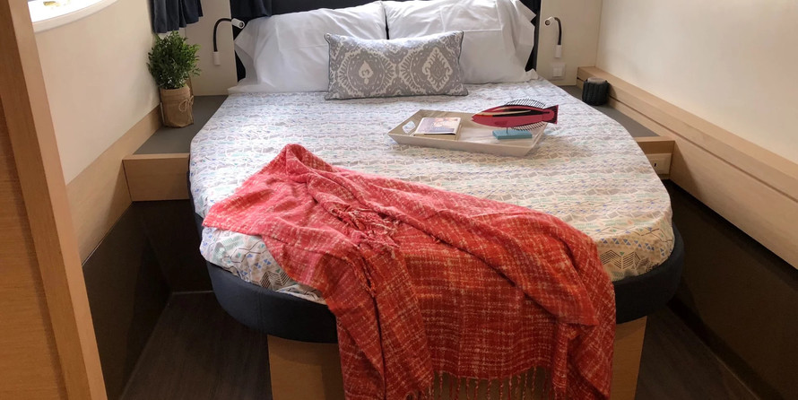 Fountaine Pajot Astrea 42