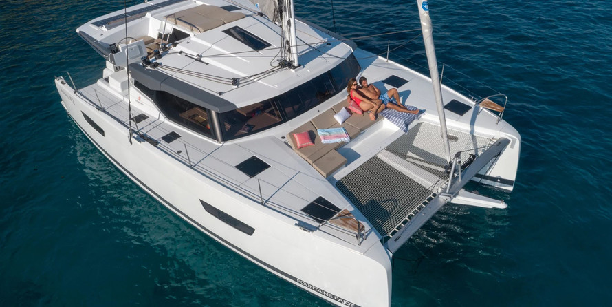 Fountaine Pajot Astrea 42