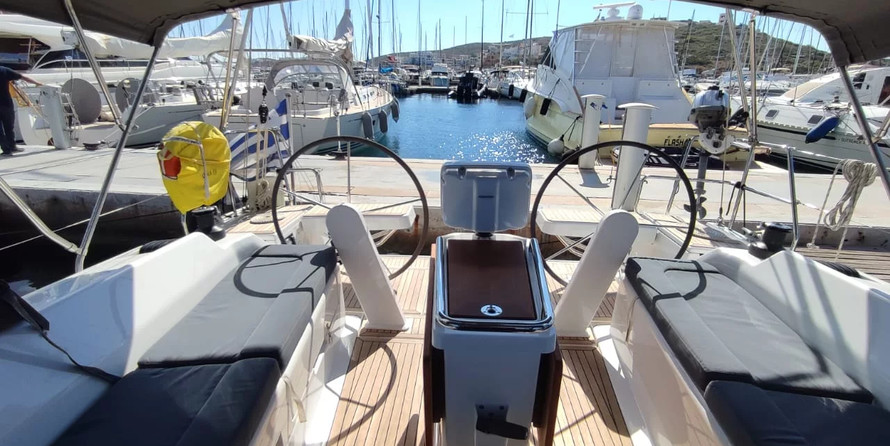 Hanse 418