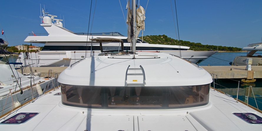 Lagoon 39