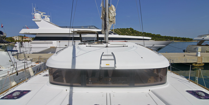Lagoon 39