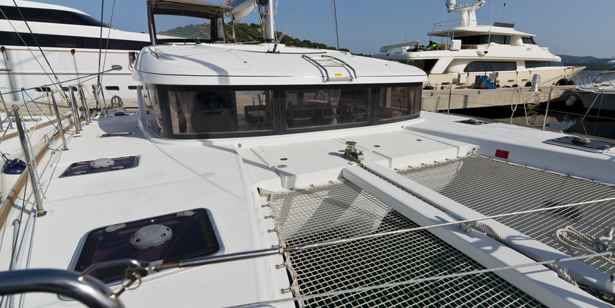 Lagoon 39