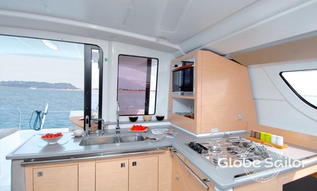 Fountaine Pajot Lipari 41