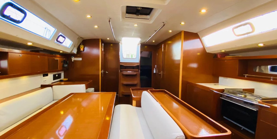 Beneteau Oceanis 50 Family