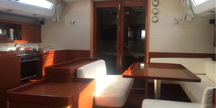 Beneteau Oceanis 50 Family