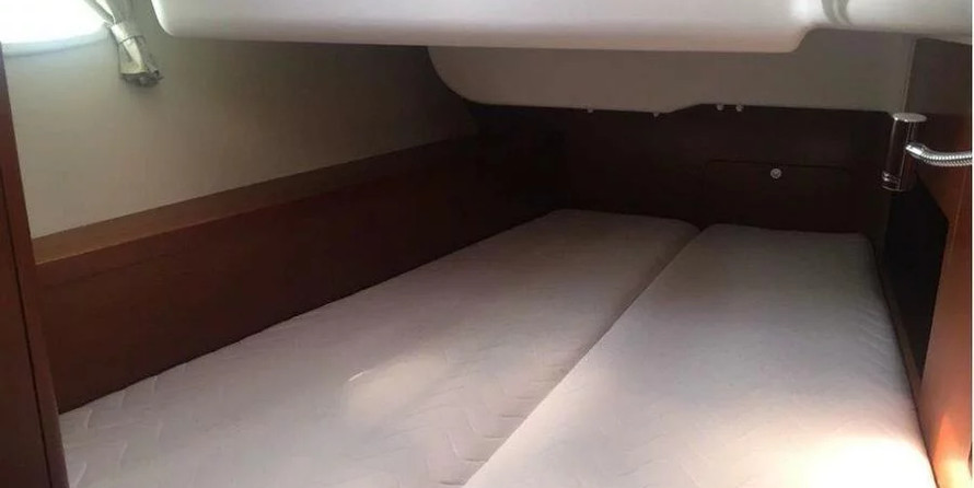 Beneteau Oceanis 50 Family