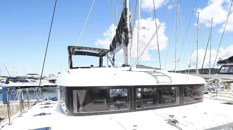 Lagoon 39