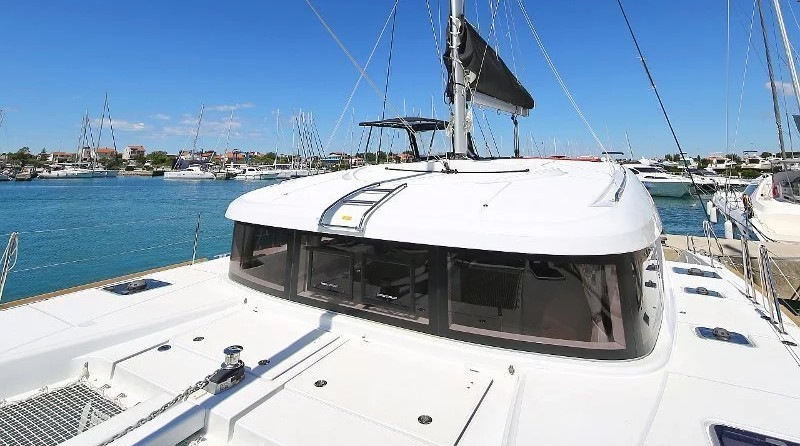 Lagoon 39