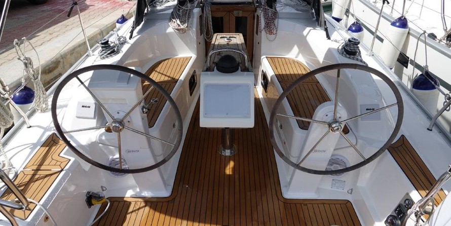 Bavaria CRUISER 34