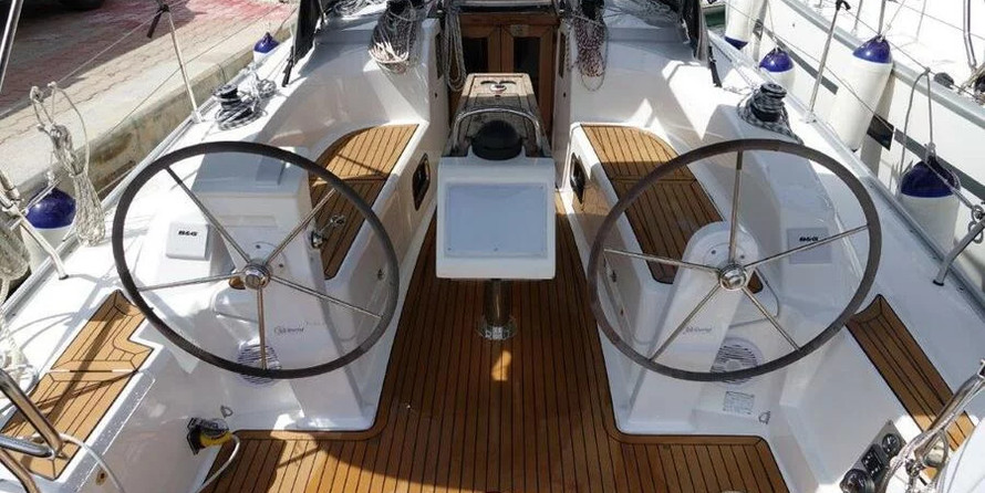 Bavaria CRUISER 34