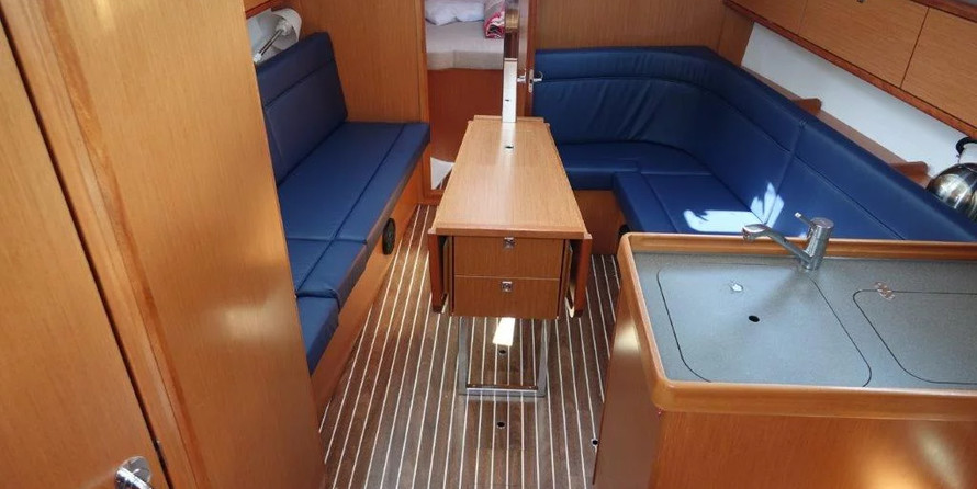Bavaria CRUISER 34