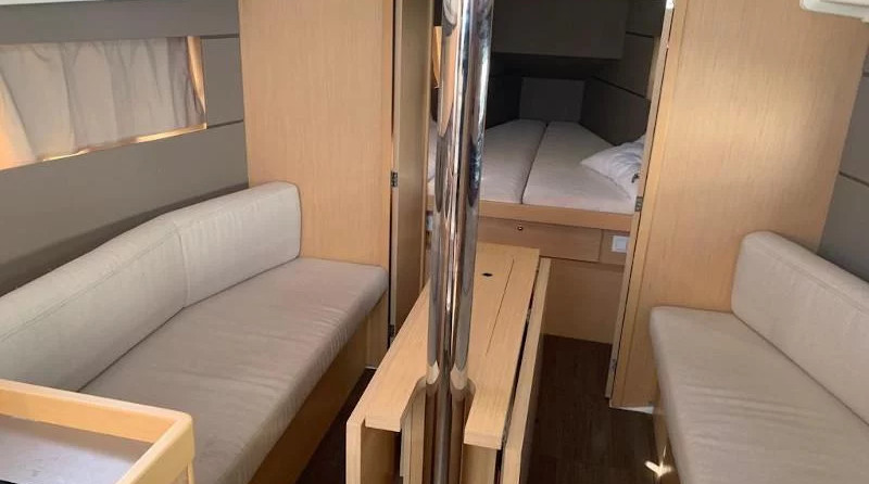 Beneteau Oceanis 35.1