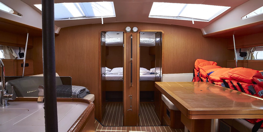 Jeanneau 53