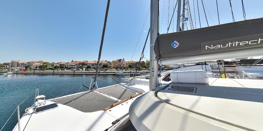 Nautitech 40 open NEW - 4 + 2 cab.