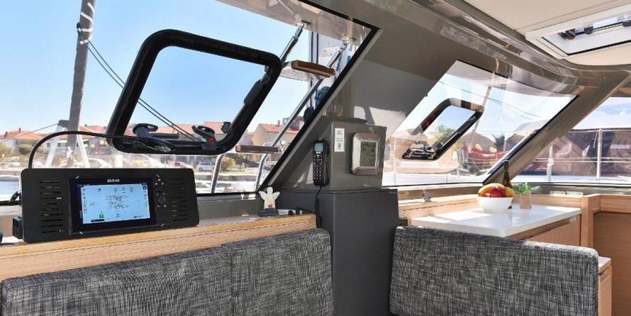 Nautitech 40 open NEW - 4 + 2 cab.