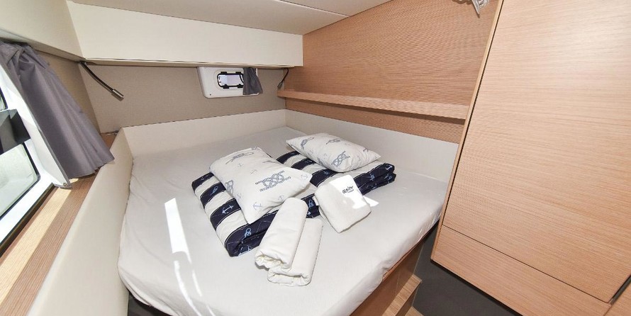 Nautitech 40 open NEW - 4 + 2 cab.