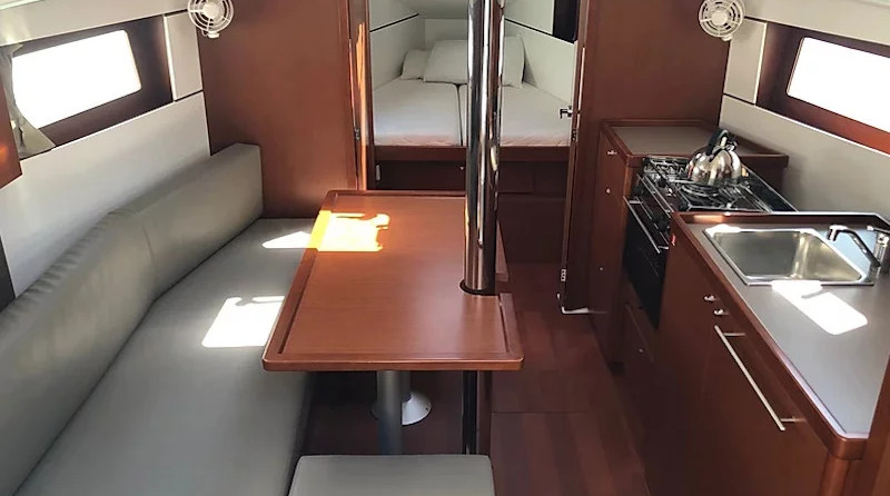 Beneteau Oceanis 35.1