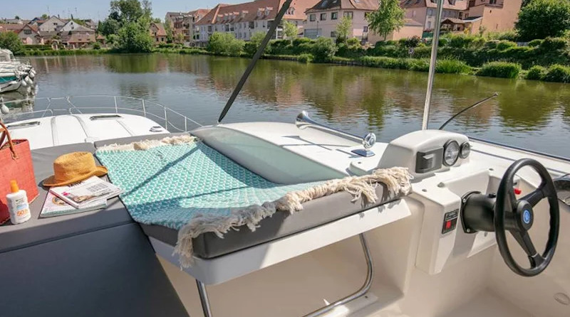 Cantieri estensi goldstar 560 c fly