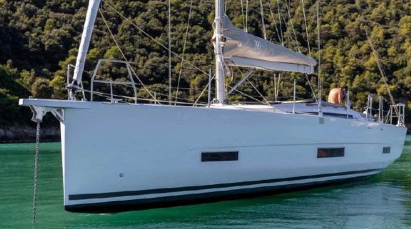 Dufour 390 Grand Large