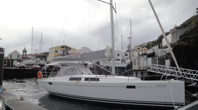 Hanse 385