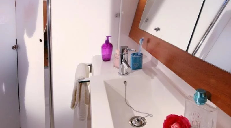 Dufour Grand Large 382