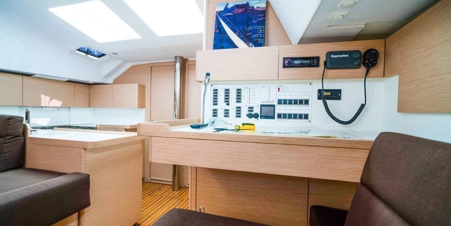 Elan Impression 50 - 5 + 1 cab.