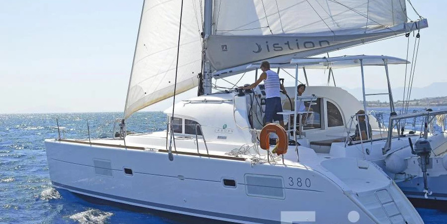 Lagoon 380 S2