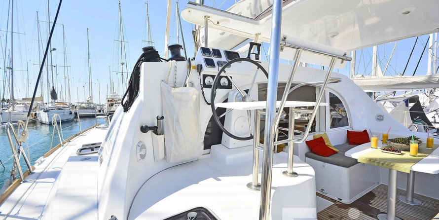 Lagoon 380 S2