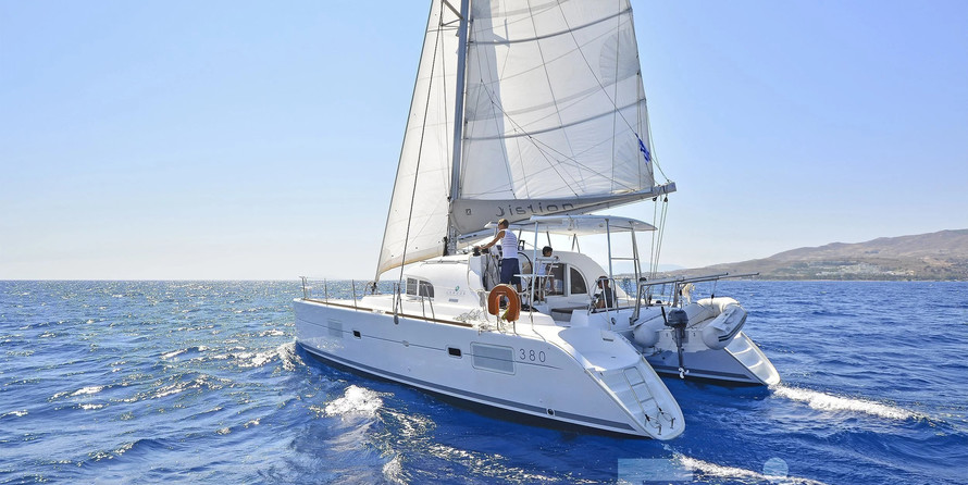 Lagoon 380 S2