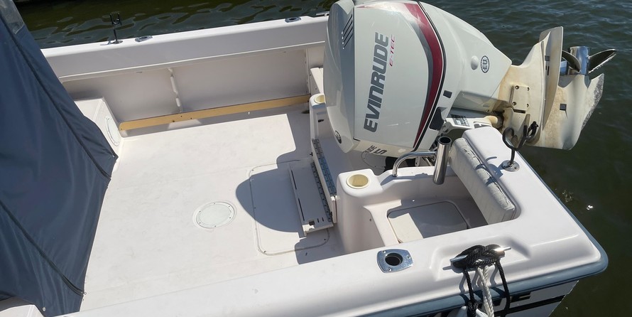 Grady-White Adventure 208