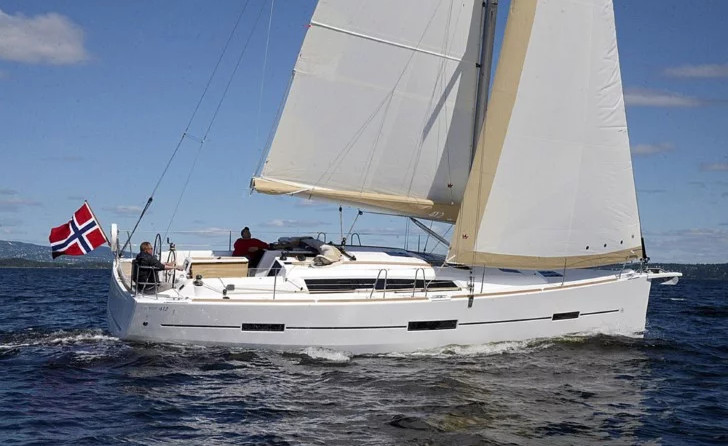 Dufour 412