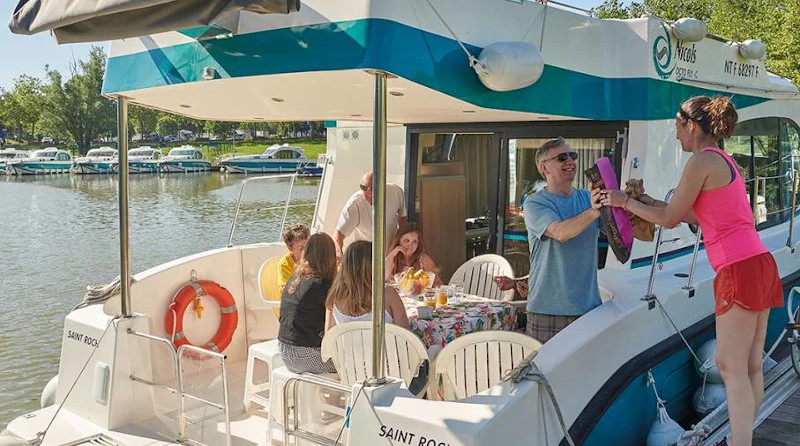 Cantieri estensi goldstar 560 c fly