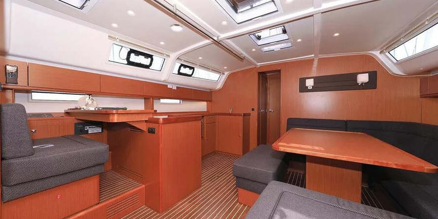 Bavaria Cruiser 51