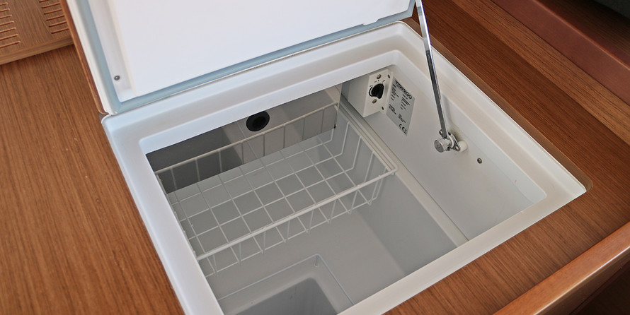 Lagoon 42 - 4 + 2 cab.