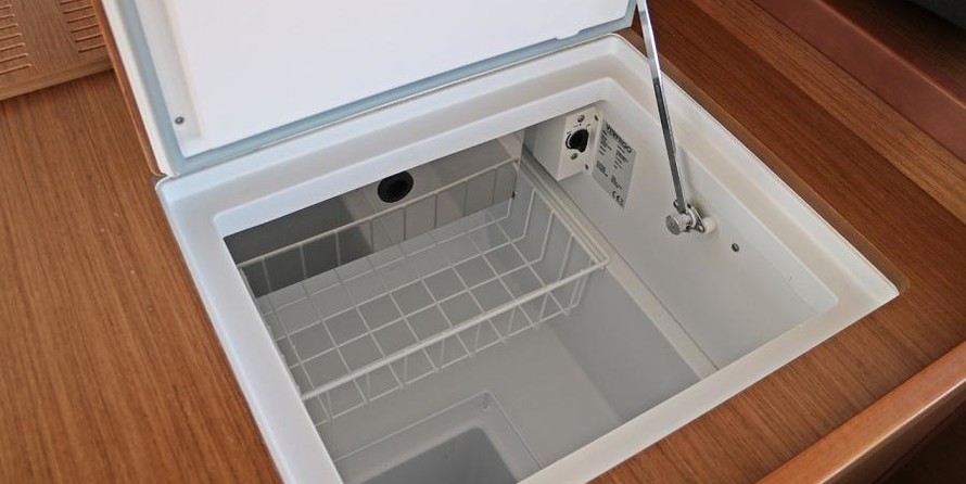 Lagoon 42 - 4 + 2 cab.