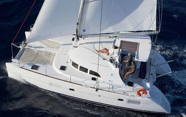 Lagoon 380 S2
