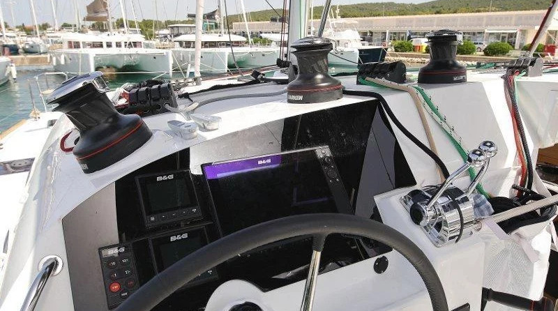 Lagoon 400 S2