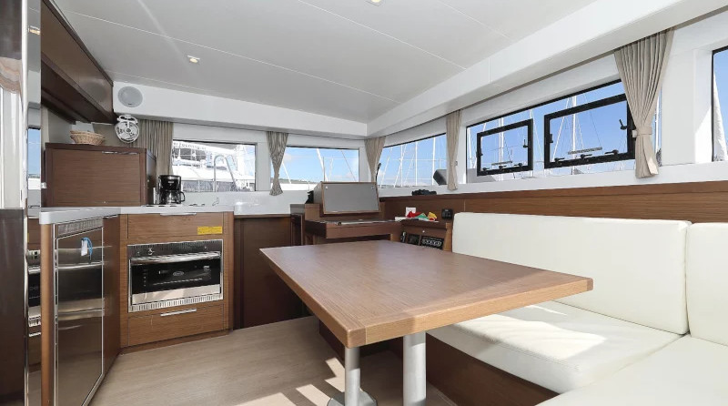 Lagoon 40