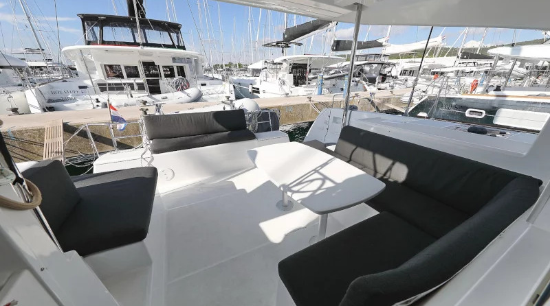 Lagoon 40