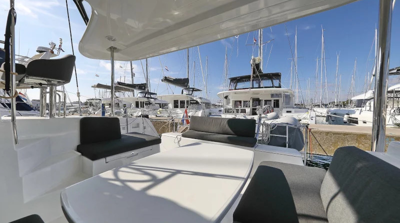 Lagoon 40