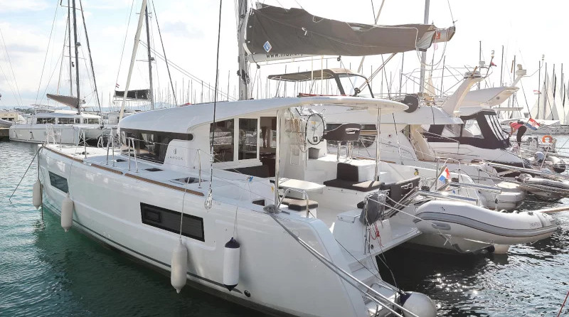 Lagoon 40