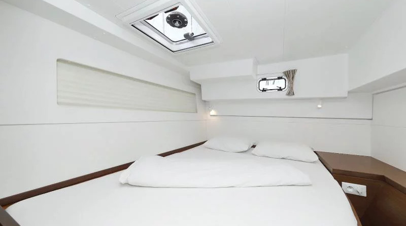 Lagoon 40